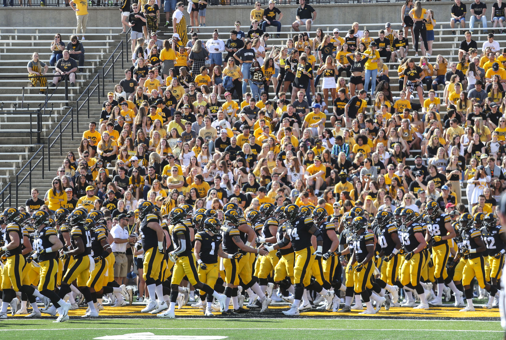 090719-qct-spt-iowa-rutgers-012